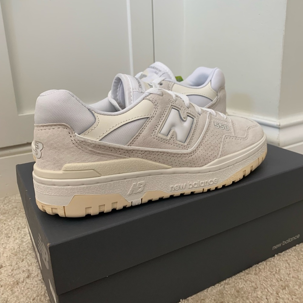 New Balance 550